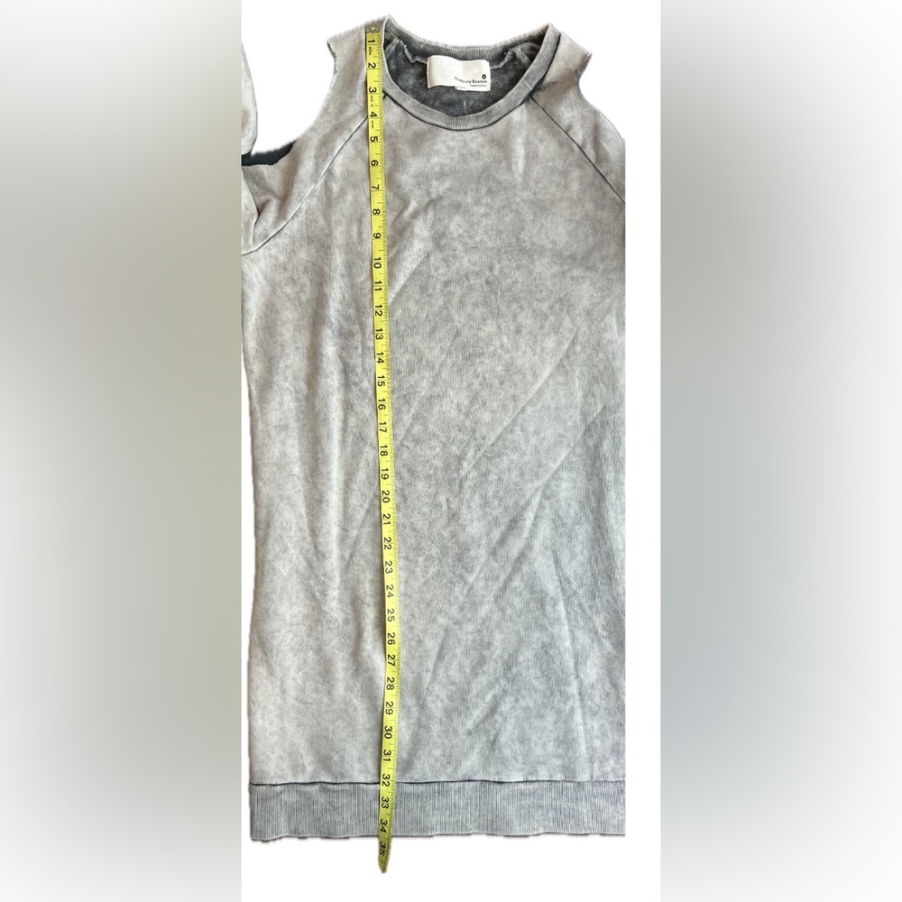 Newbury Kustom Cold Shoulder Long Sleeve Sweatshirt Dress Distressed Gray Medium - Picture 10 of 12